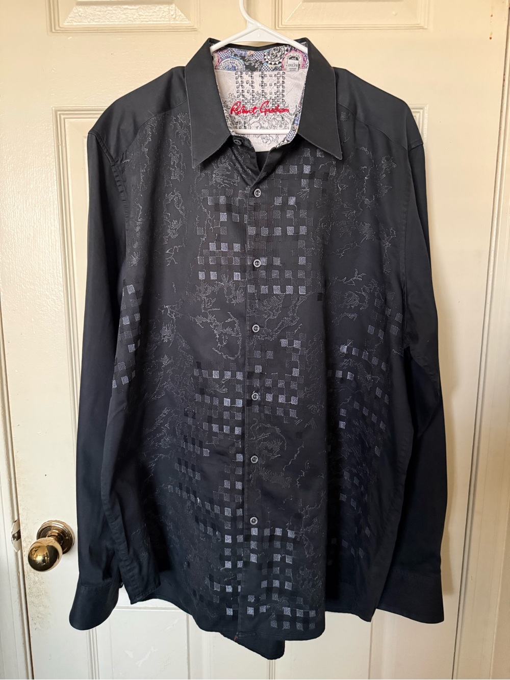 ROBERT GRAHAM  Black Embroidered Sports Shirt Size 2XLT.